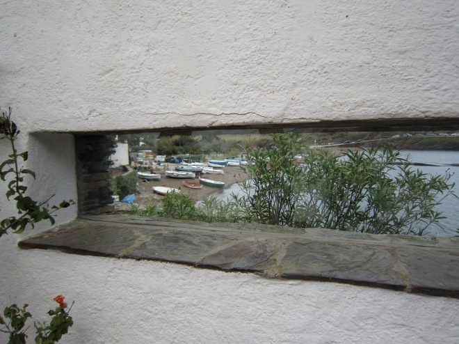 Great window for a picturesque view of the harbor 